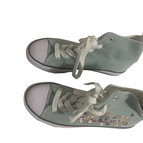 Hot Topic Hi Sneaker Green Bunny Mushroom Frog Womens Size 8 RARE - Picture 11 of 14
